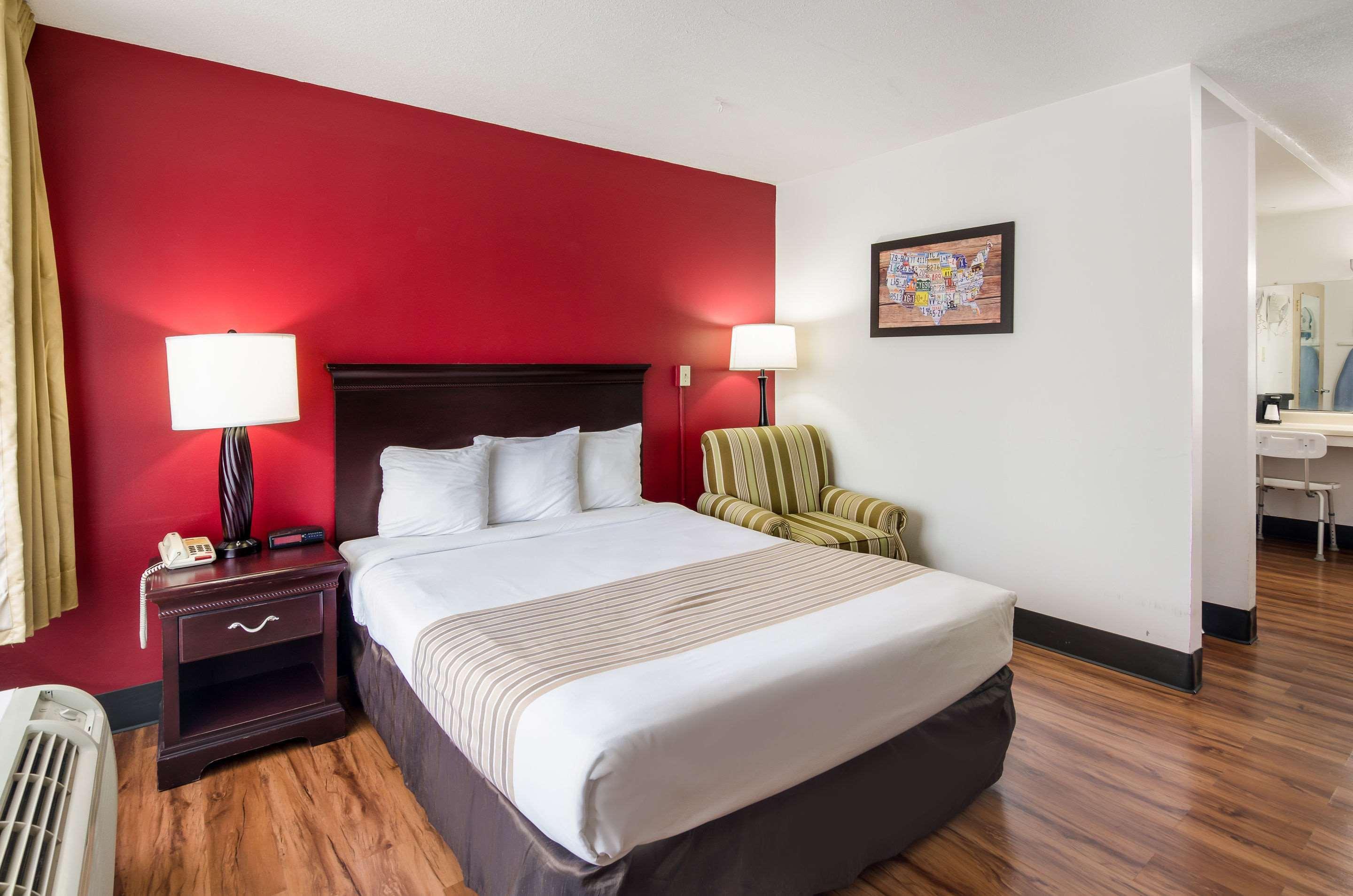 Econo Lodge Marion I-81 Екстер'єр фото