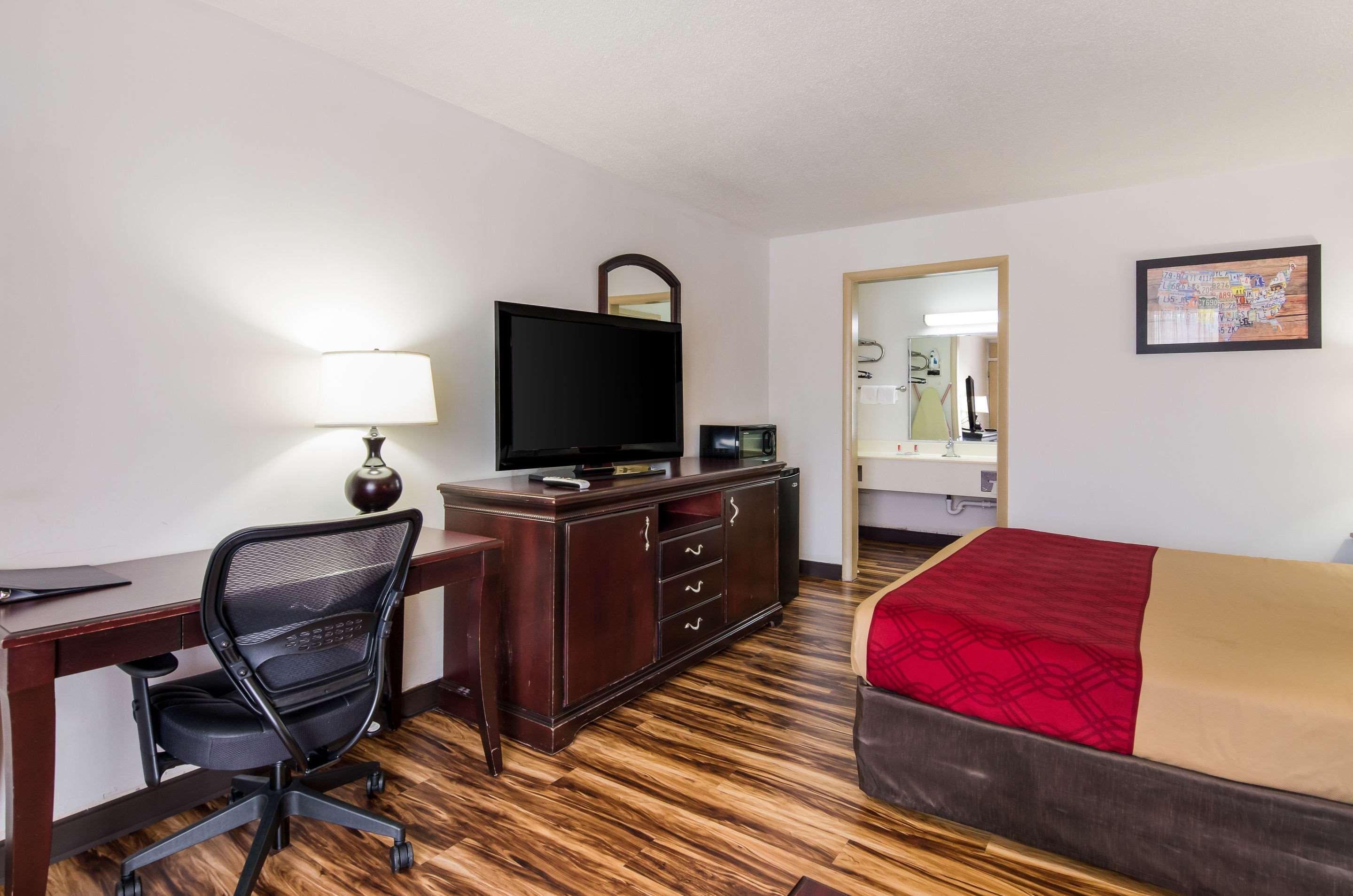 Econo Lodge Marion I-81 Екстер'єр фото