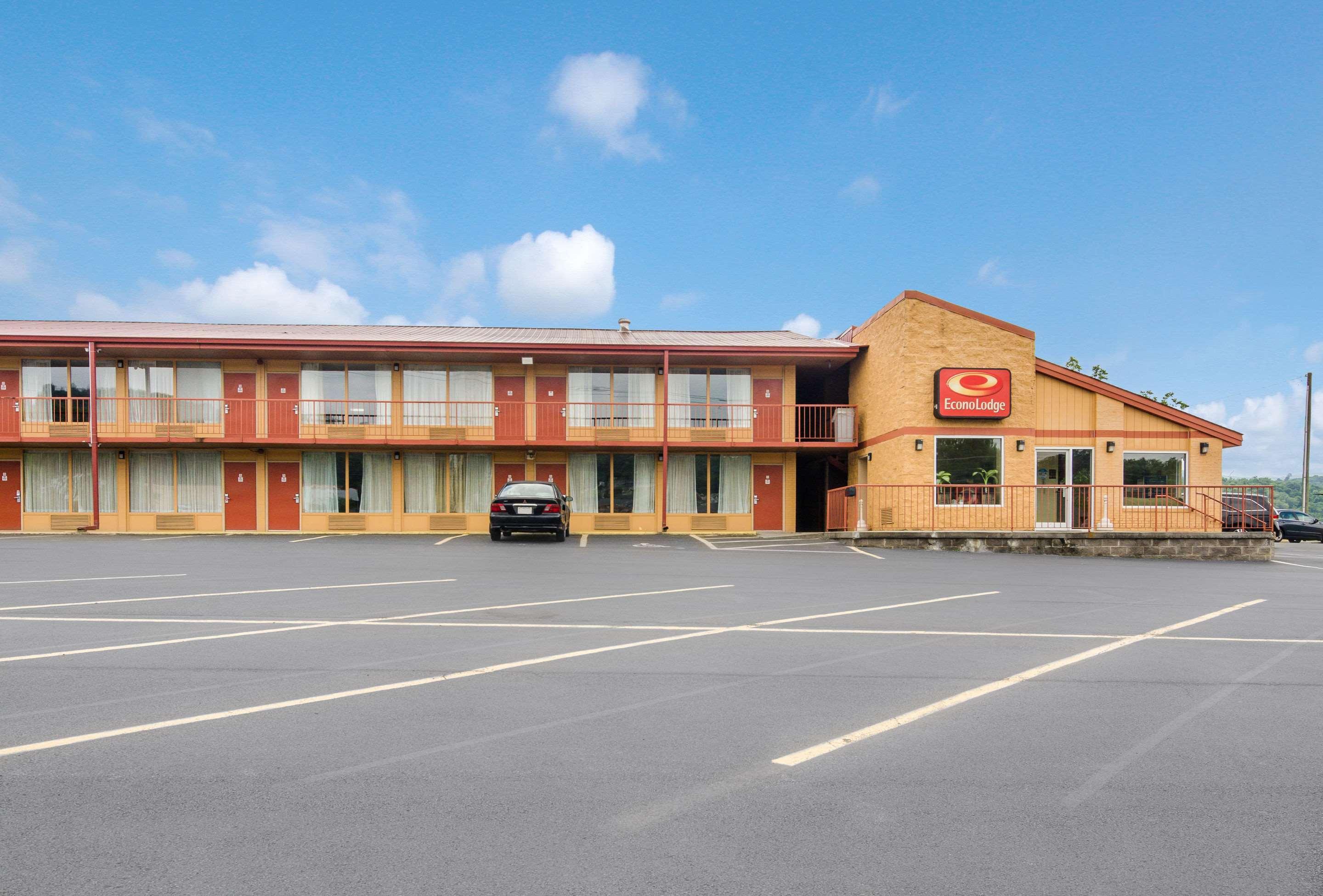 Econo Lodge Marion I-81 Екстер'єр фото