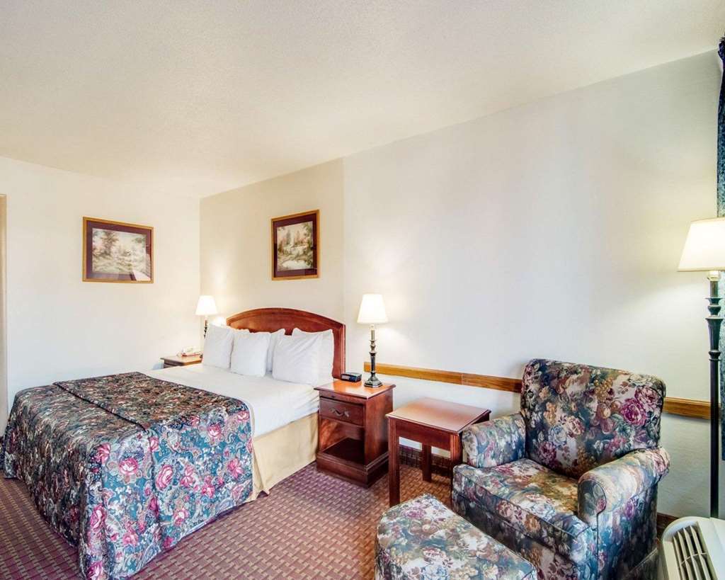 Econo Lodge Marion I-81 Номер фото