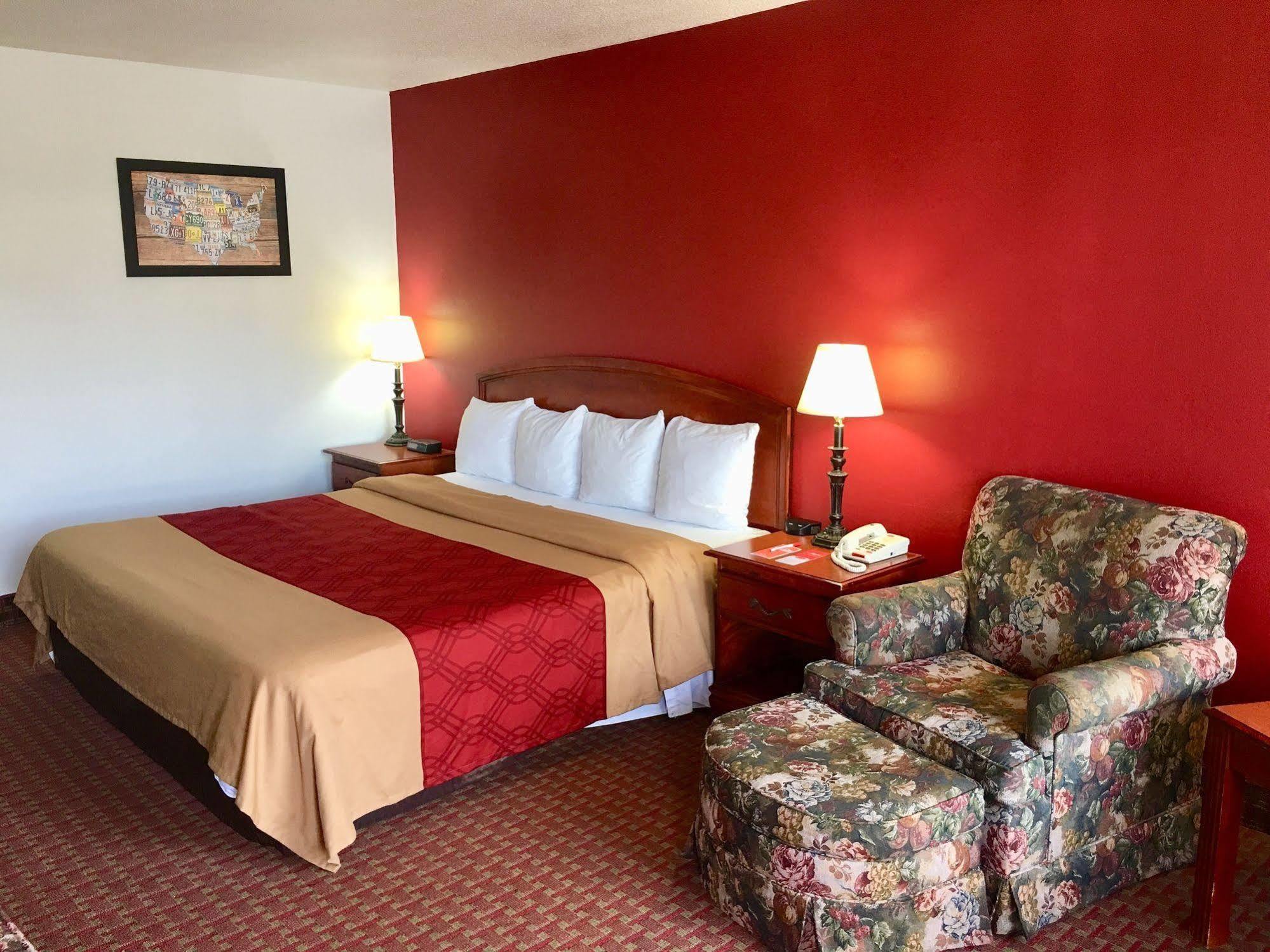 Econo Lodge Marion I-81 Екстер'єр фото