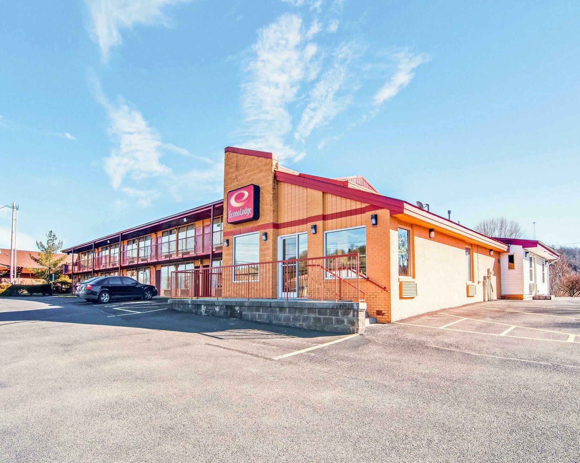 Econo Lodge Marion I-81 Екстер'єр фото