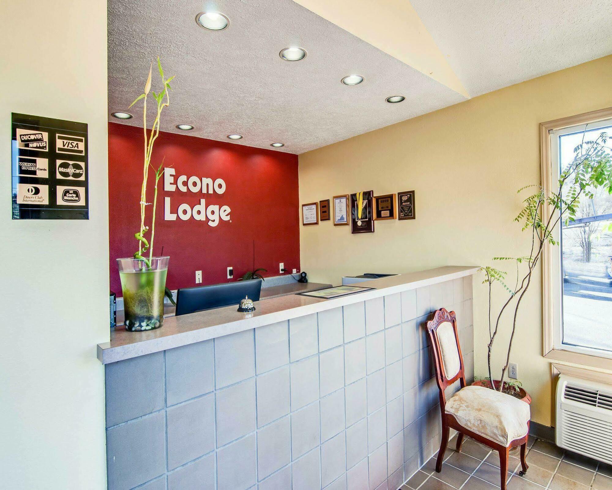 Econo Lodge Marion I-81 Екстер'єр фото